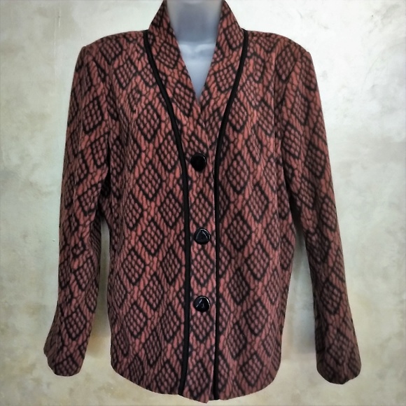 Bob Mackie Jackets & Blazers - Bob Mackie Soft Jacket EUC L